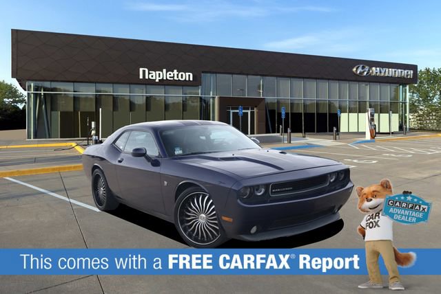 Used 2013 Dodge Challenger SXT Plus RWD image 2