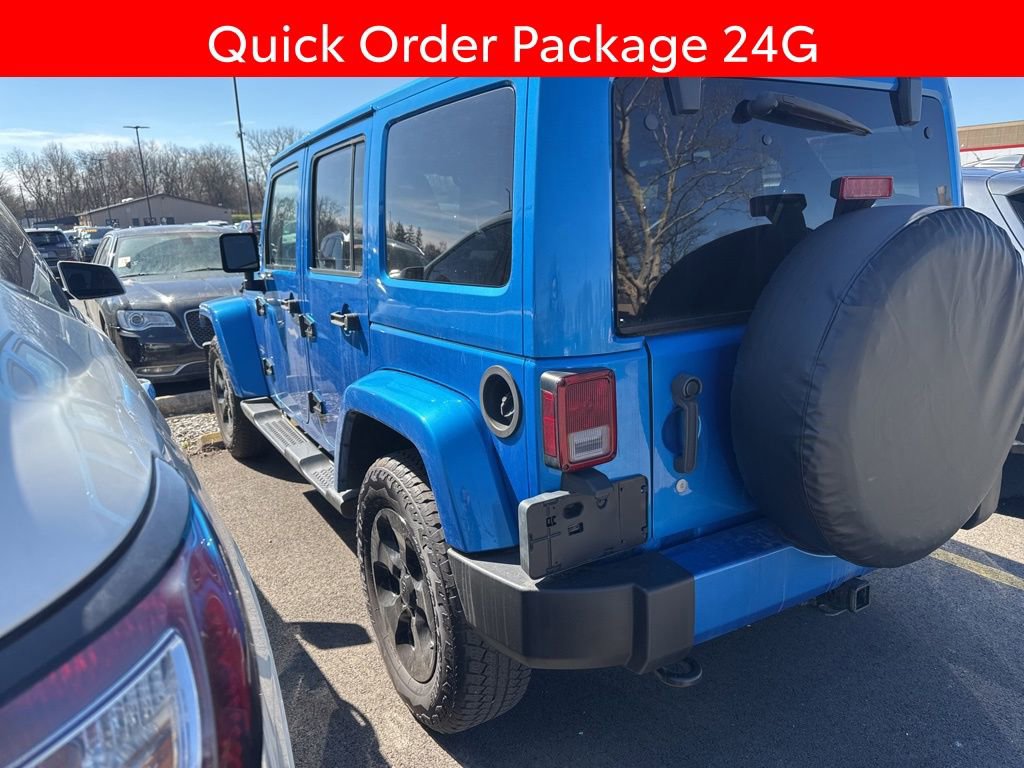 Used 2016 Jeep Wrangler Unlimited Sahara w/ Connectivity Group image 4