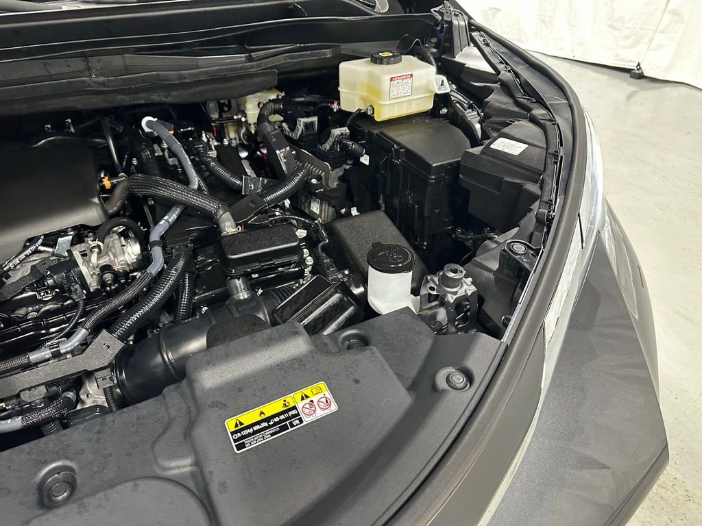 Used 2025 Toyota Sienna LE image 73
