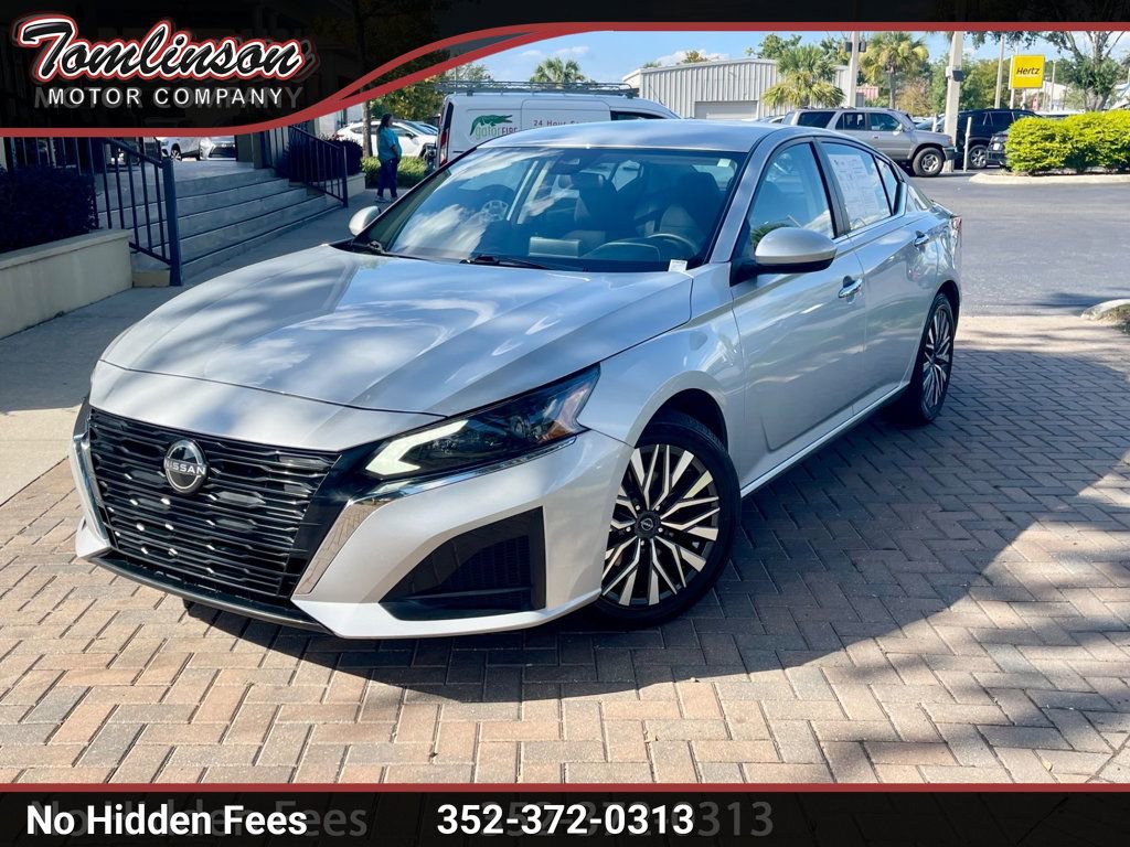 Used 2023 Nissan Altima 2.5 SV