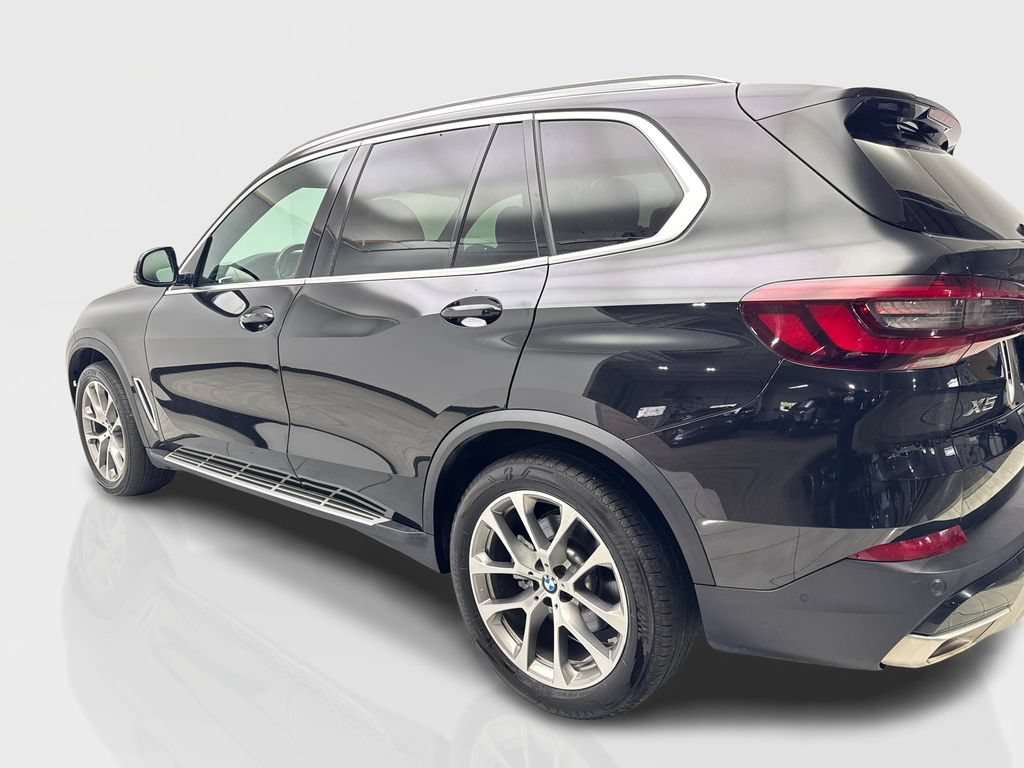 Used 2023 BMW X5 xDrive40i w/ Premium Package AWD/4WD image 14
