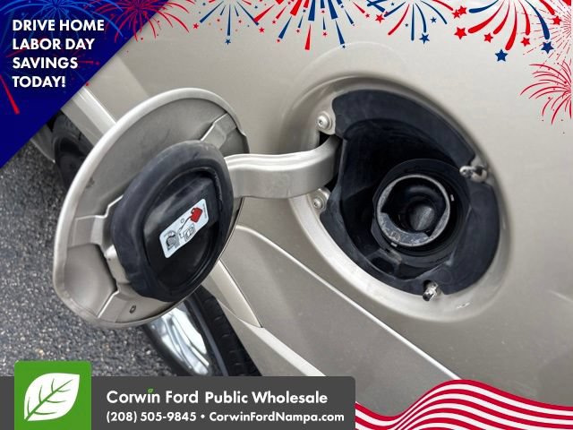 Used 2017 Ford Expedition Limited w/ Equipment Group 301A AWD/4WD image 10