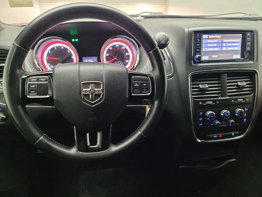 Used 2018 Dodge Grand Caravan SE image 22