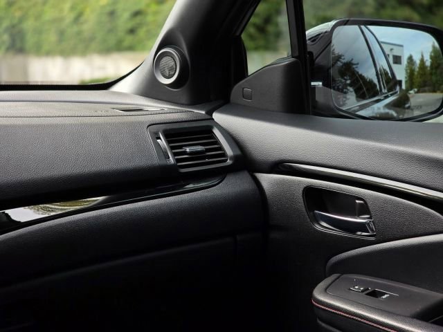 Used 2017 Honda Ridgeline Black Edition image 21