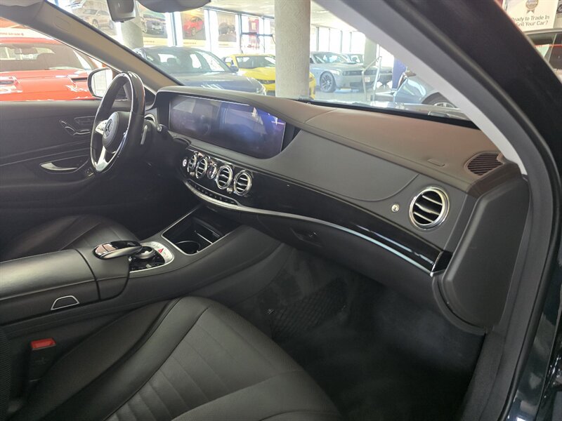 Used 2020 Mercedes-Benz S 560 4MATIC Sedan image 14