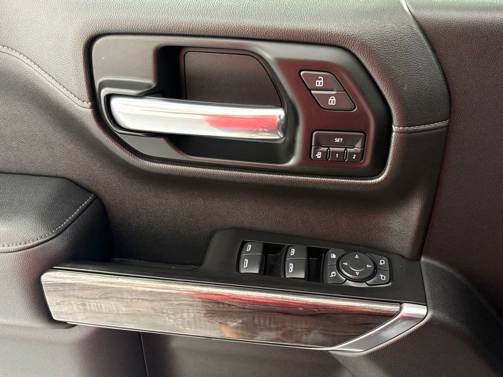 Used 2019 Chevrolet Silverado 1500 LTZ AWD/4WD image 28