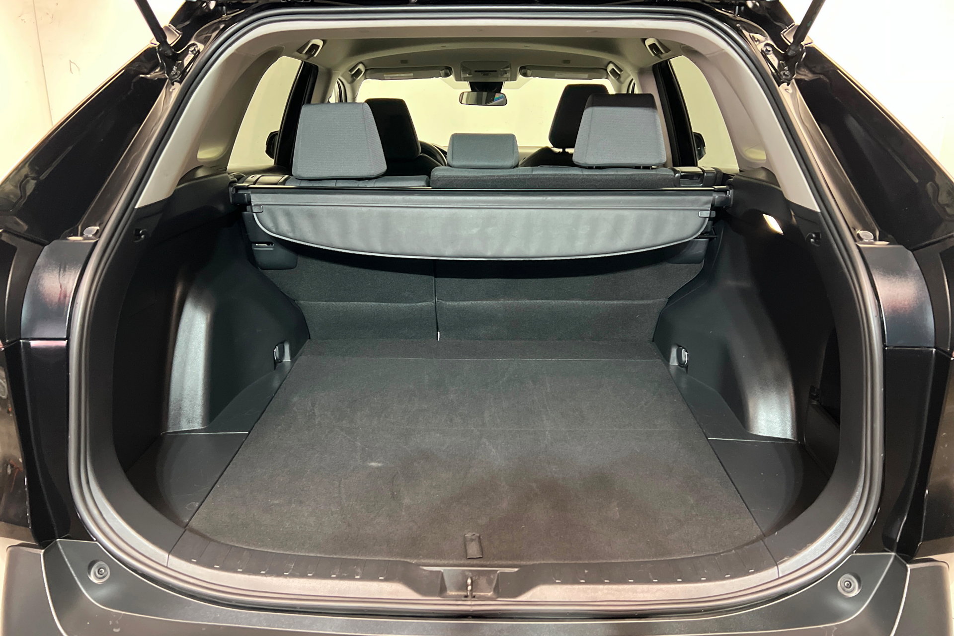 Certified 2025 Toyota RAV4 XLE AWD/4WD image 23