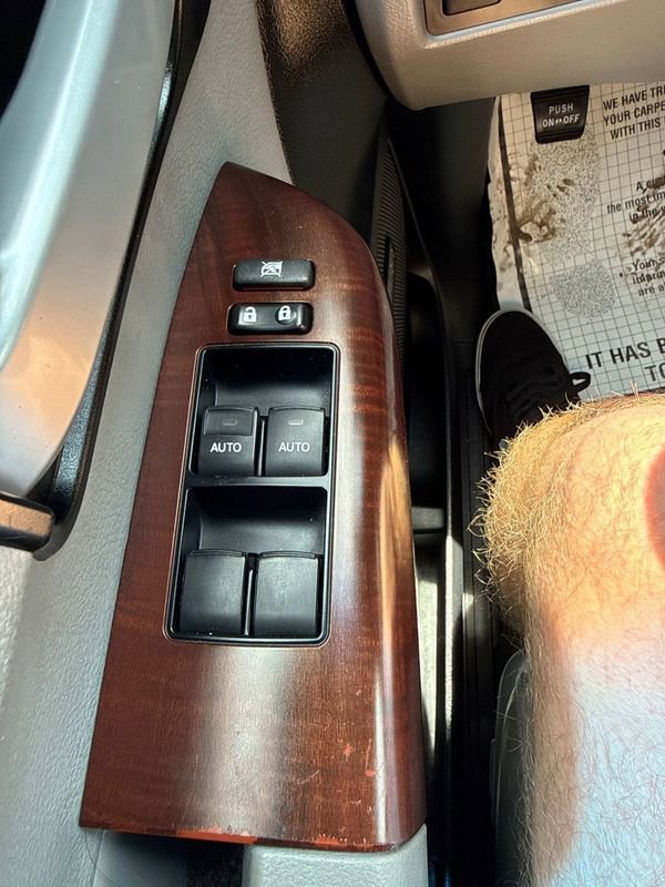 Used 2014 Toyota Sequoia Platinum RWD image 22