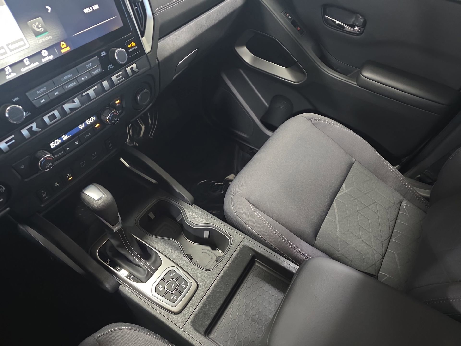 New 2026 Nissan Frontier SV w/ All-Weather Content Package AWD/4WD image 24