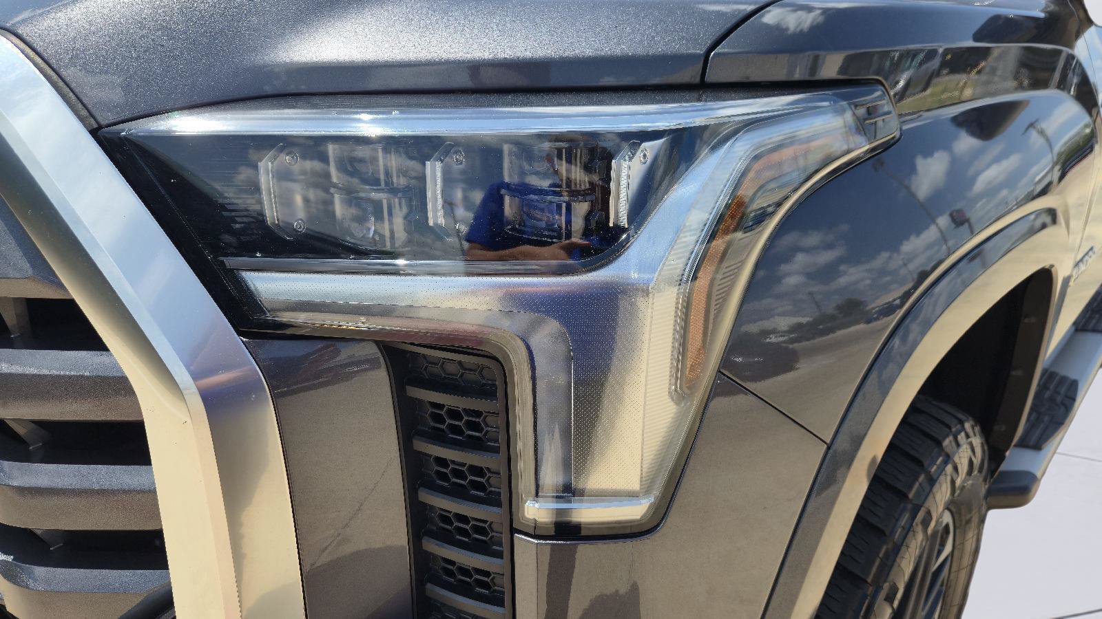 Used 2023 Toyota Tundra Limited AWD/4WD image 10