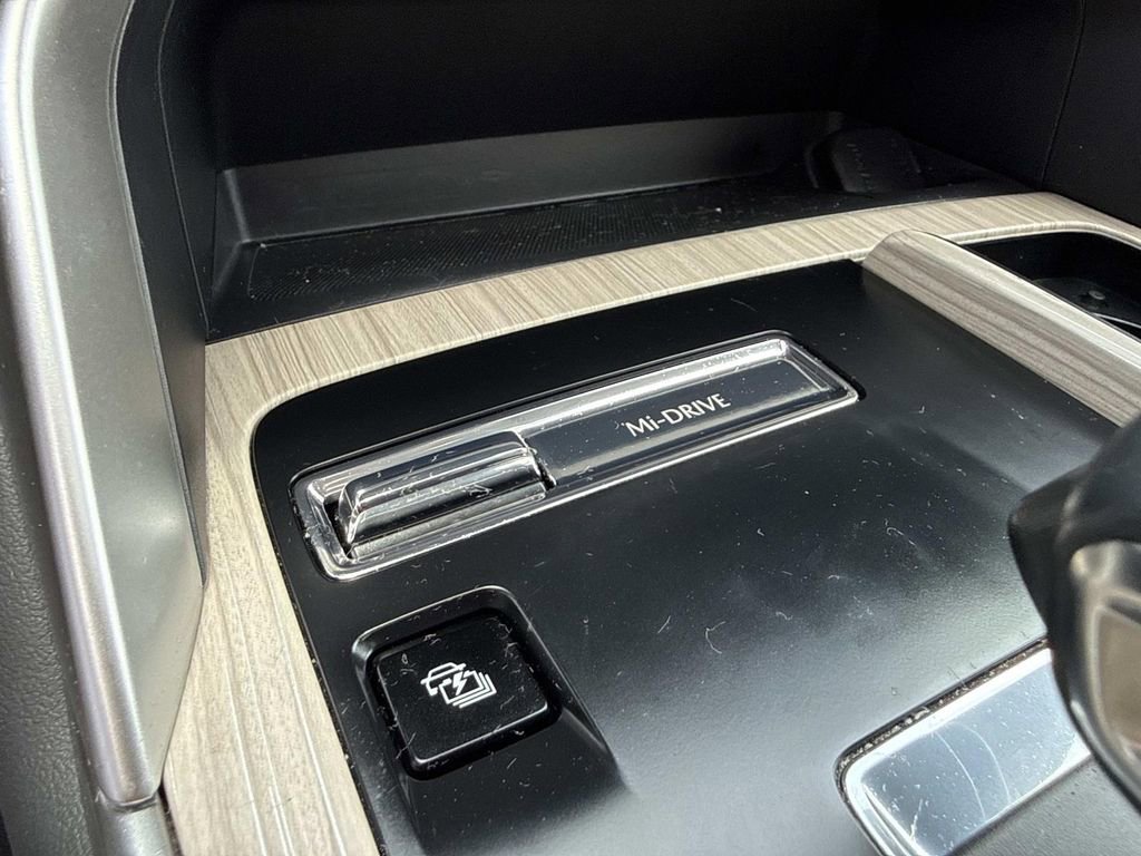 Certified 2024 MAZDA CX-90 Plug-In Hybrid w/ Preferred AWD/4WD image 38