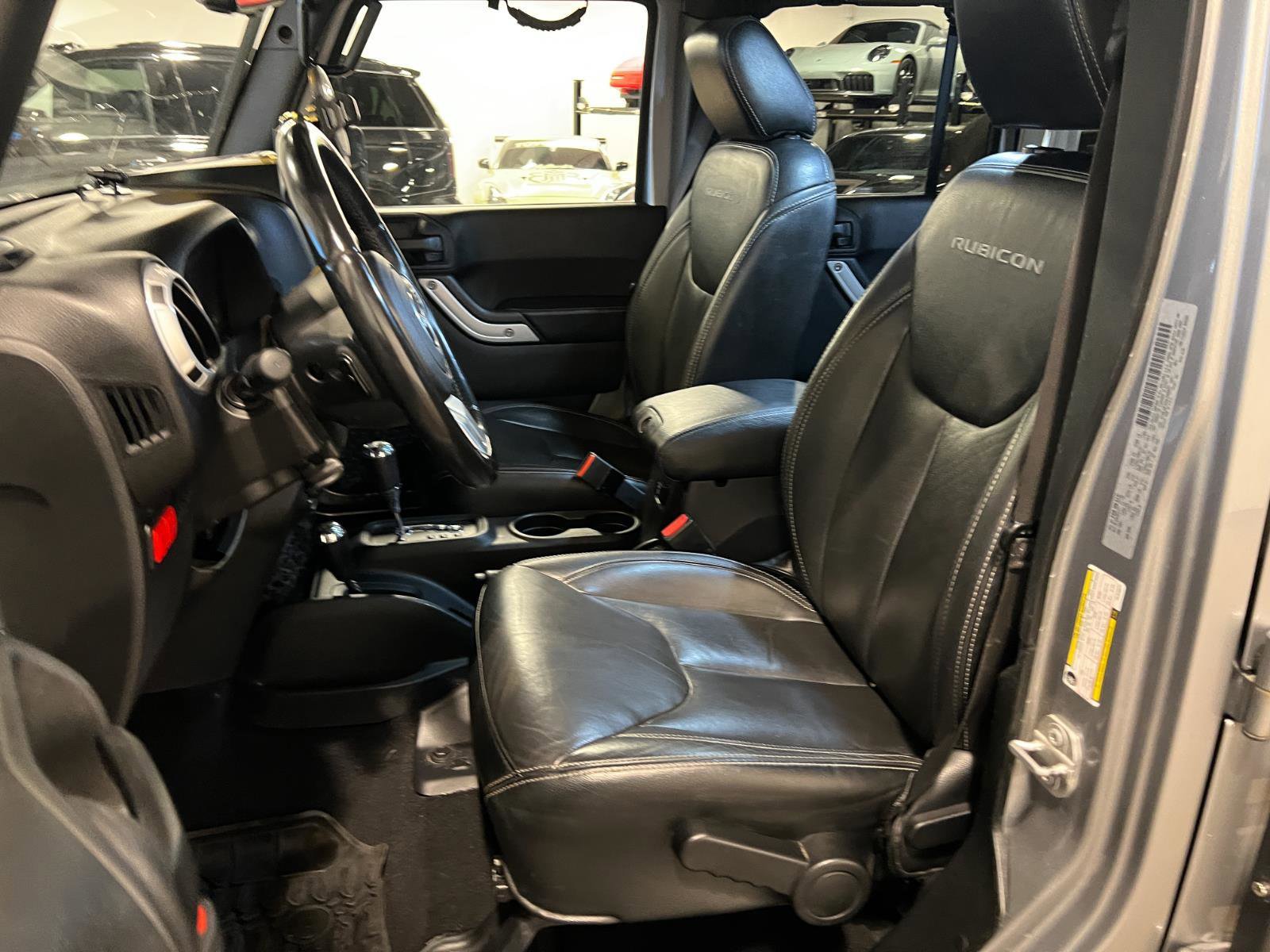 Used 2017 Jeep Wrangler Unlimited Rubicon image 9