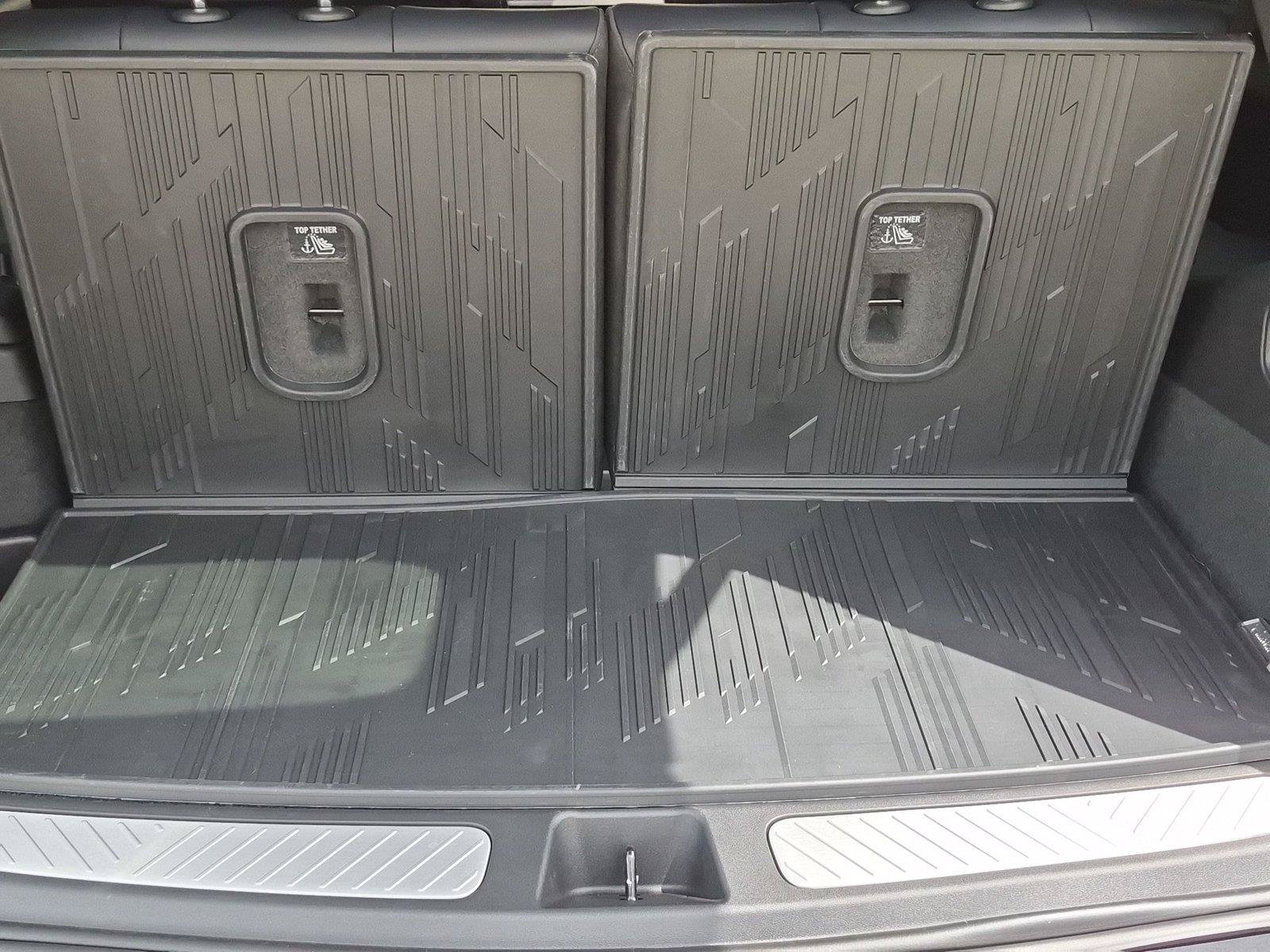 New 2027 Cadillac Vistiq Sport w/ LPO, Floor Liner Package AWD/4WD image 26