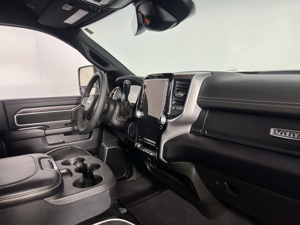 Used 2025 RAM 2500 Laramie image 30