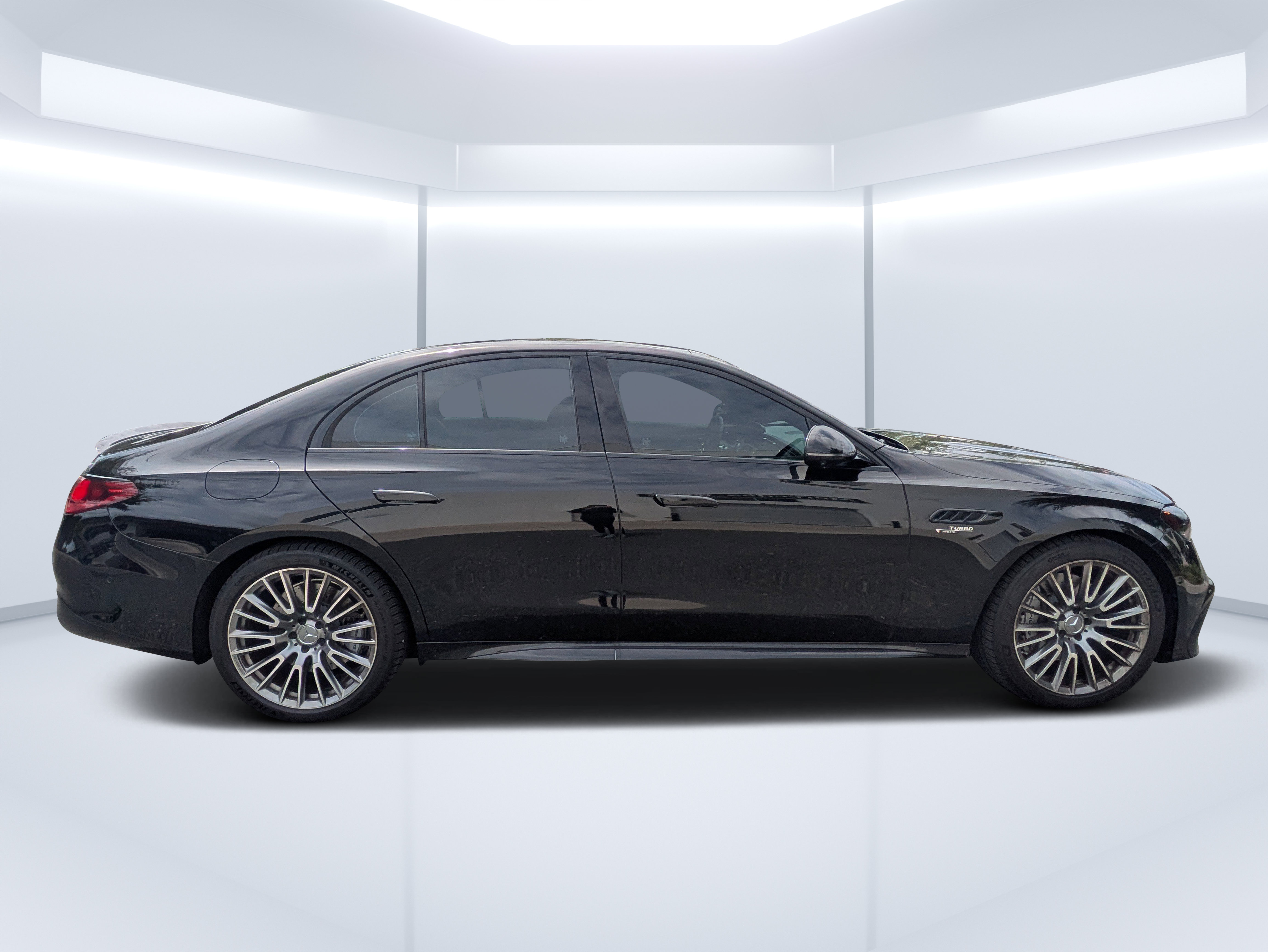 Certified 2025 Mercedes-Benz E 53 AMG e 4MATIC Sedan image 2