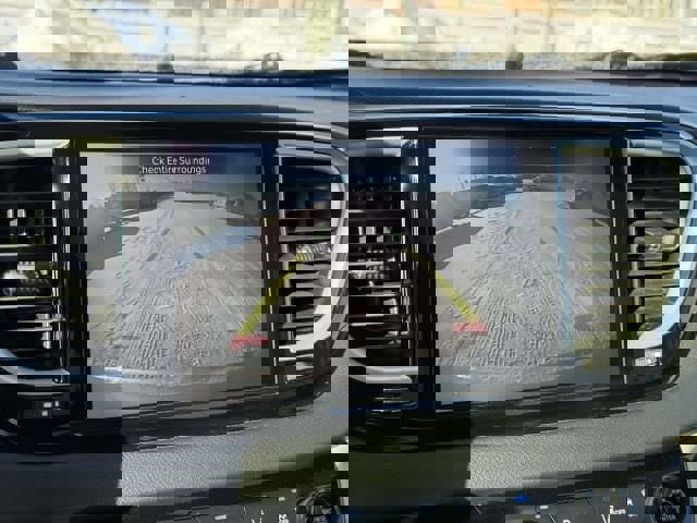 Used 2023 Chrysler Pacifica Touring-L image 25