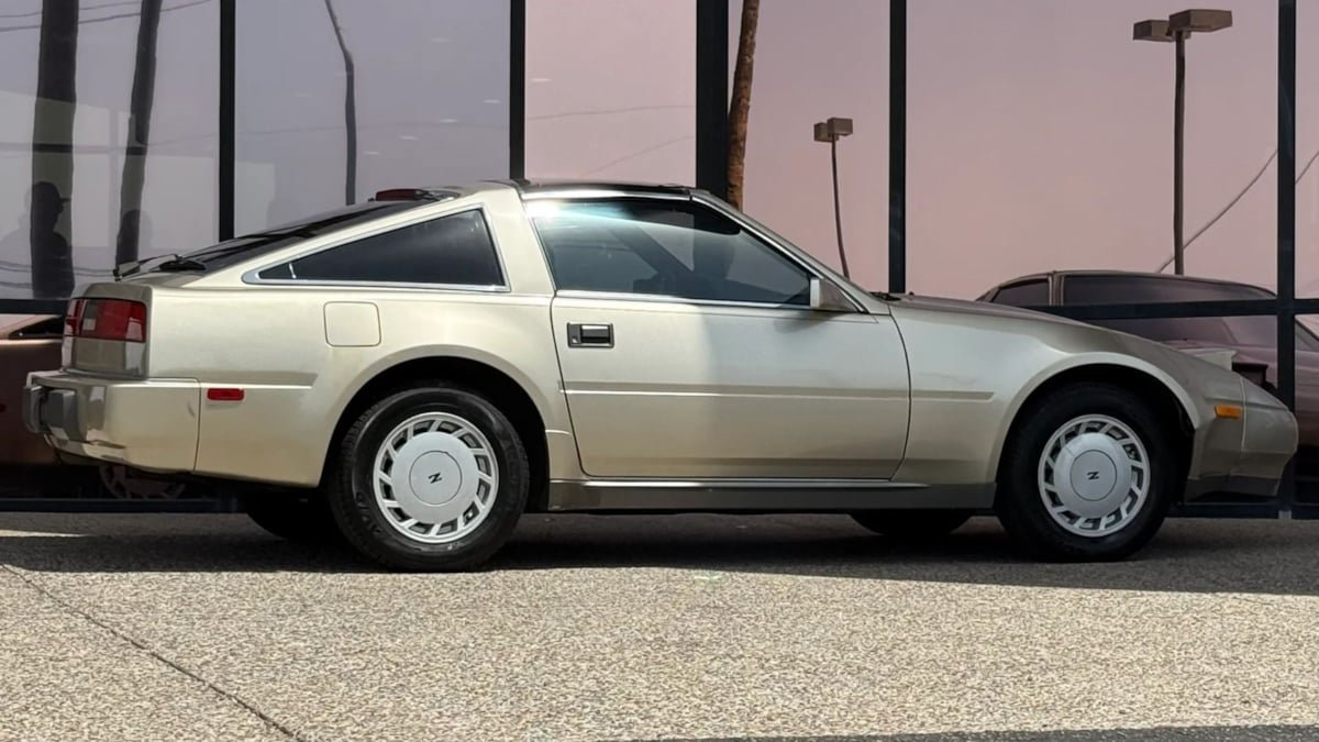 Used 1988 Nissan 300ZX GS RWD image 13