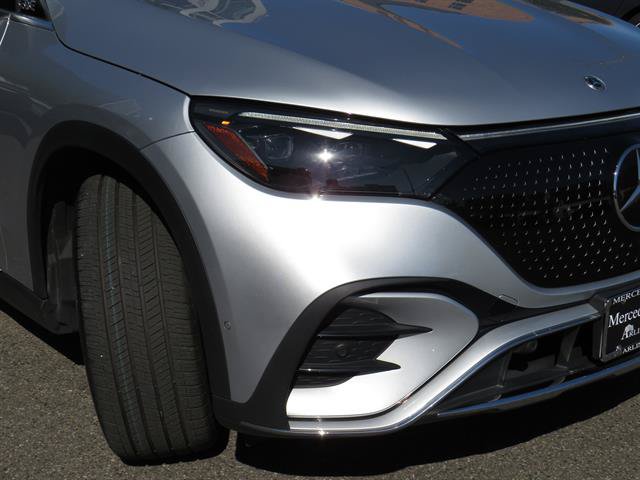 Used 2023 Mercedes-Benz EQE 500 4MATIC SUV image 29