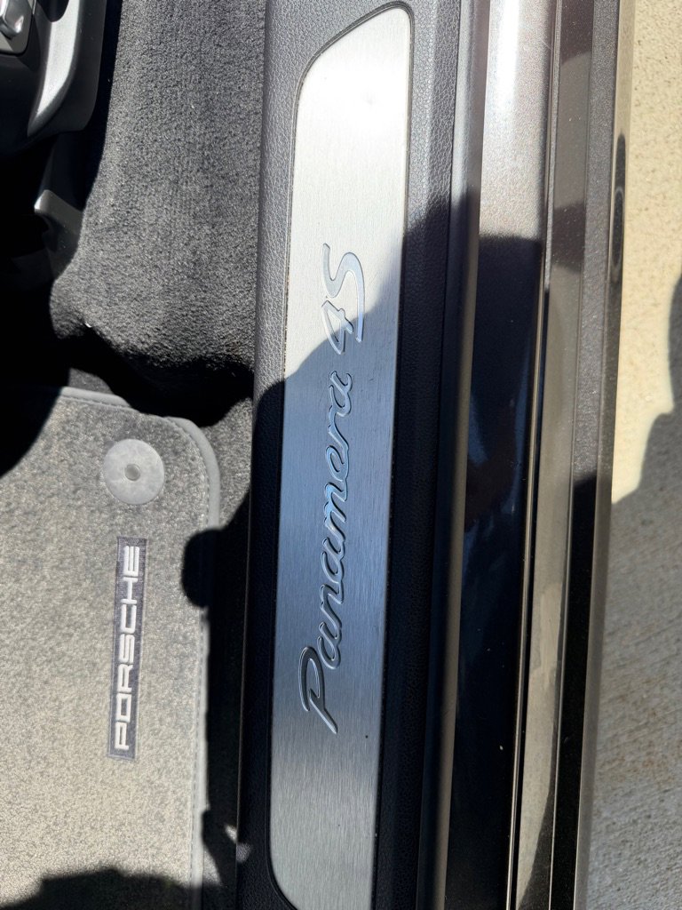Used 2012 Porsche Panamera S RWD image 16