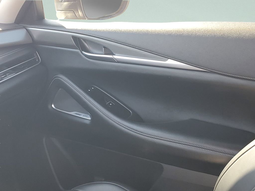 Used 2024 INFINITI QX60 Luxe w/ Performance Audio Package image 16