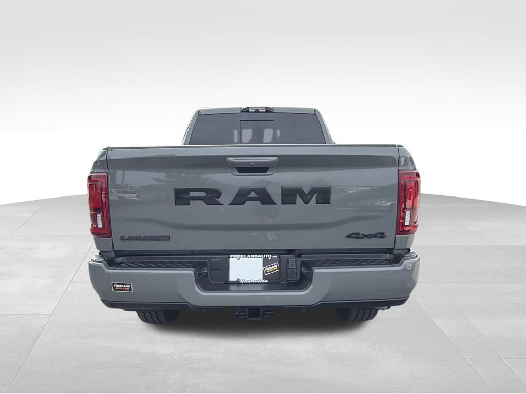 Used 2026 RAM 2500 Laramie AWD/4WD image 4