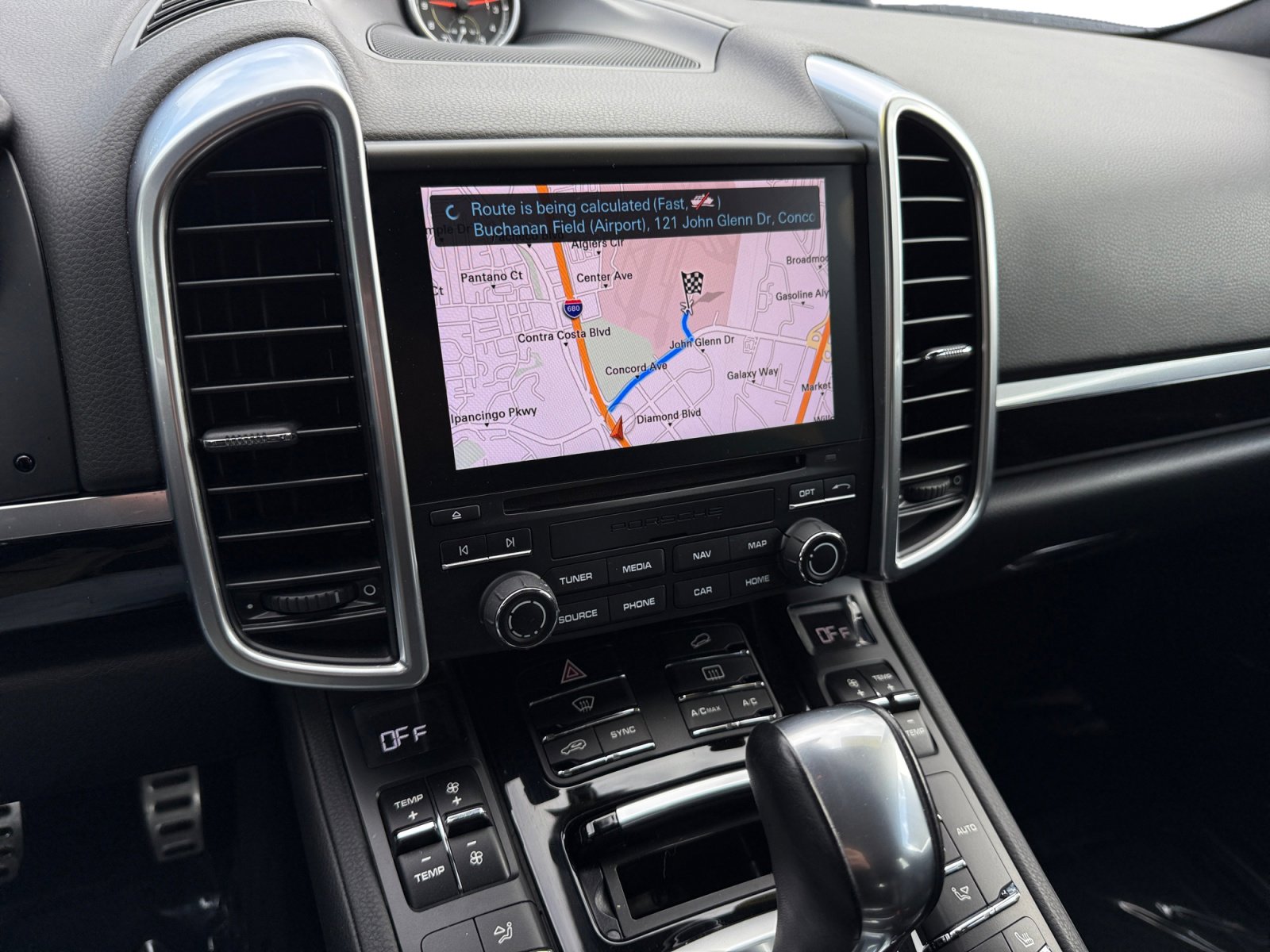 Used 2017 Porsche Cayenne S AWD/4WD image 12