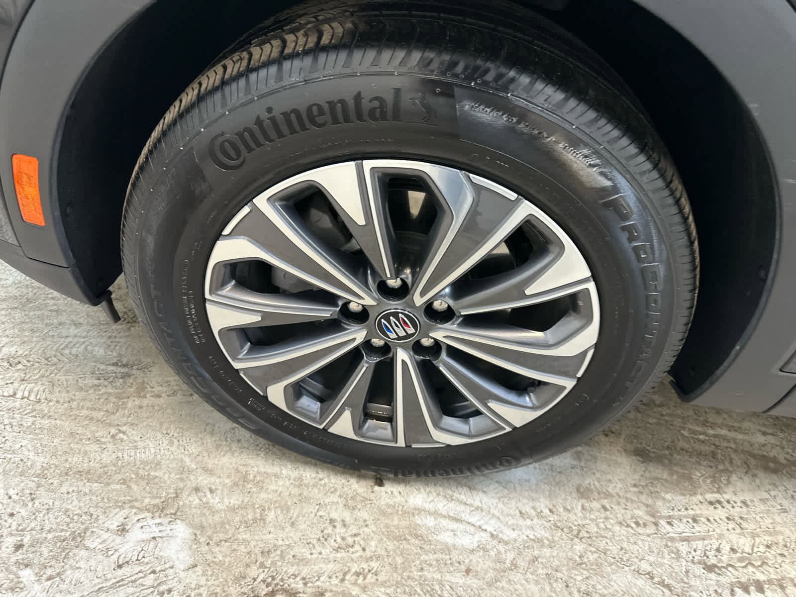 Certified 2025 Buick Envision Preferred image 11