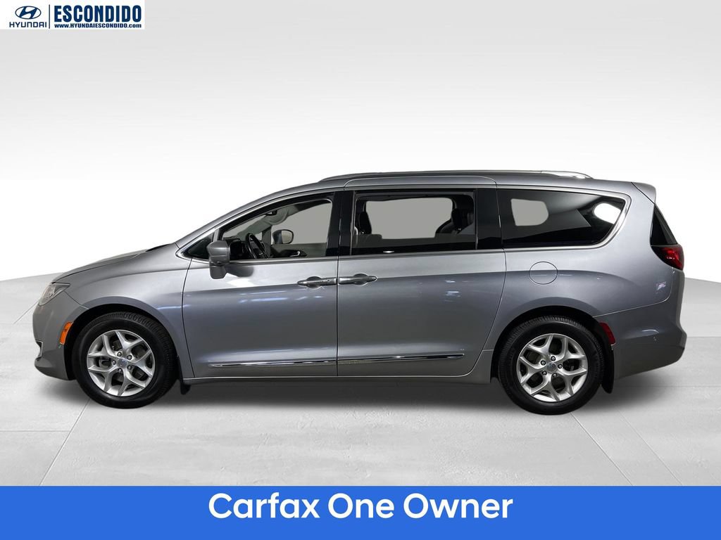 Used 2019 Chrysler Pacifica Touring-L Plus w/ Advanced Safetytec Group FWD image 3