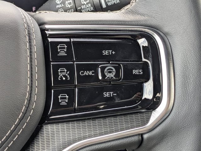 New 2026 Jeep Grand Wagoneer Summit w/ Premium Group III AWD/4WD image 29
