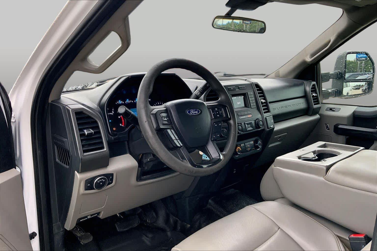 Used 2021 Ford F250 XL w/ Power Equipment Group AWD/4WD image 17