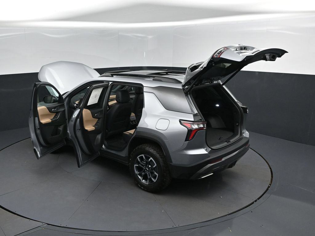 New 2026 Chevrolet Equinox ACTIV w/ Convenience Package III FWD image 47