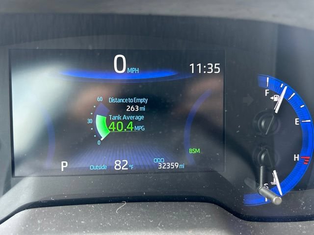 Used 2022 Toyota Corolla XSE FWD image 9