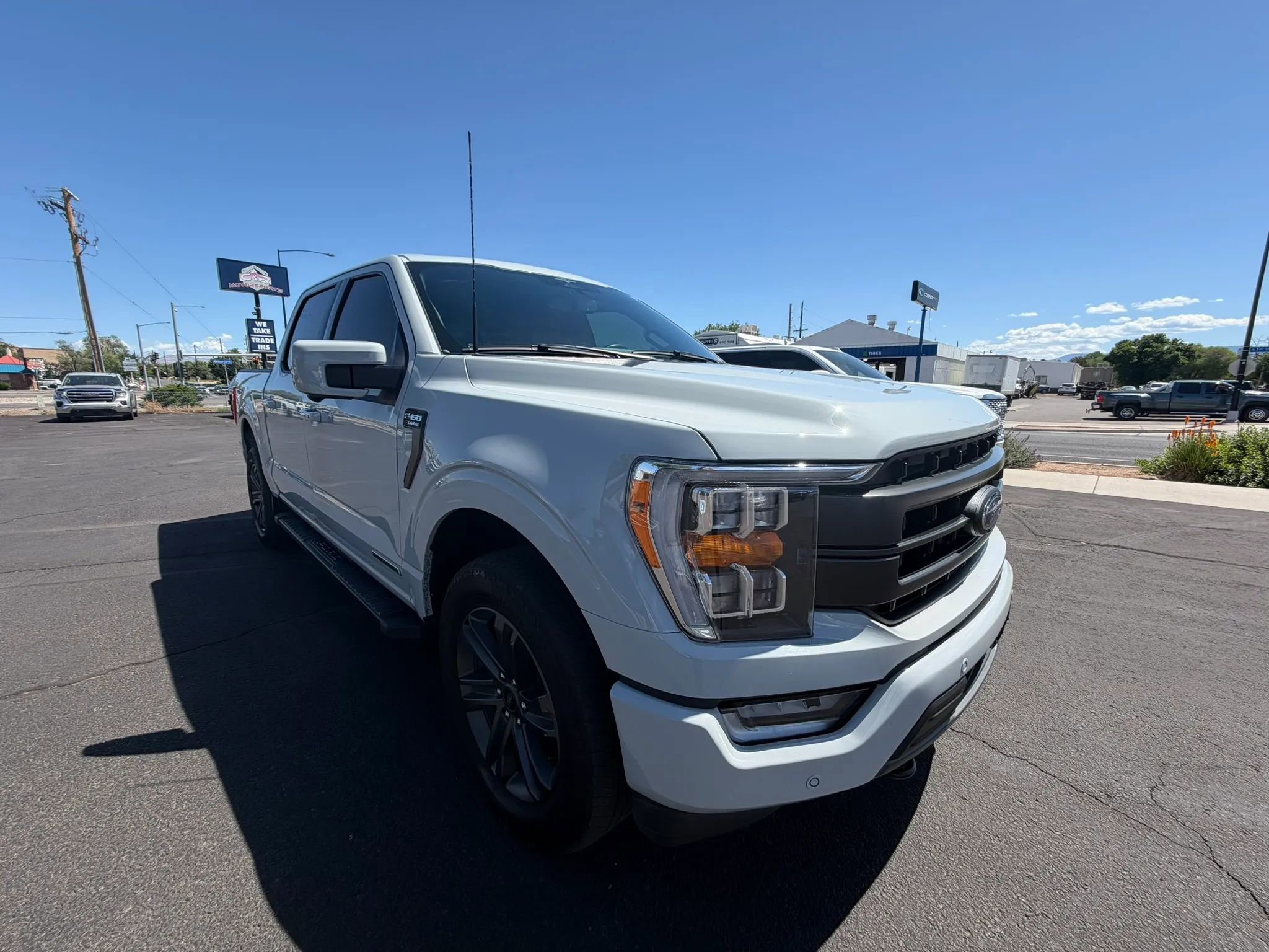 Used 2023 Ford F150 Lariat AWD/4WD image 4