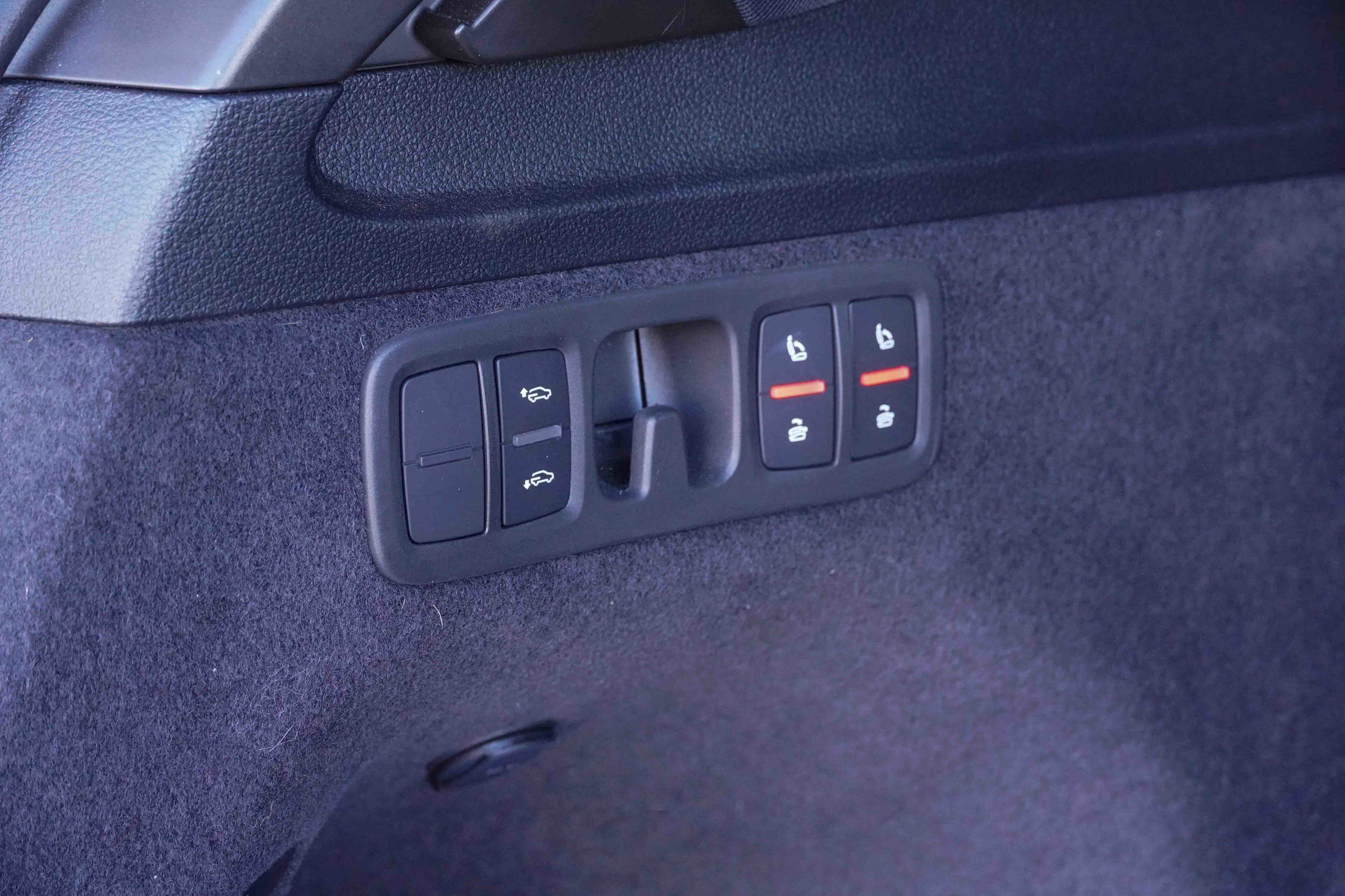 Used 2024 Audi SQ7 Premium Plus image 39