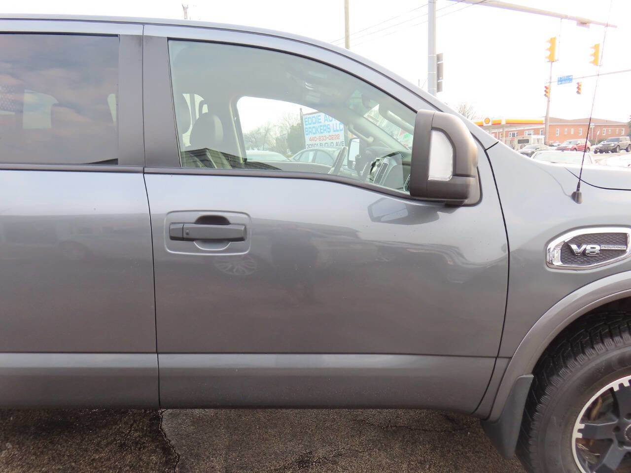 Used 2017 Nissan Titan PRO-4X image 48