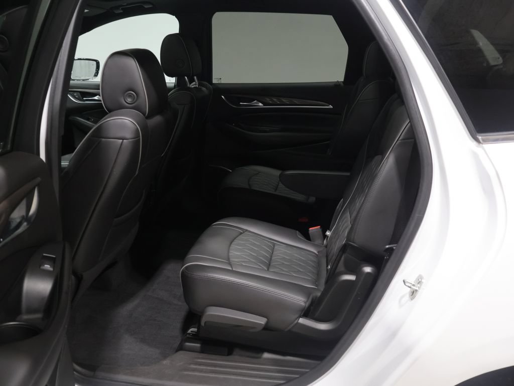 Used 2022 Buick Enclave Avenir w/ Trailering Package, 5000 lbs. AWD/4WD image 19