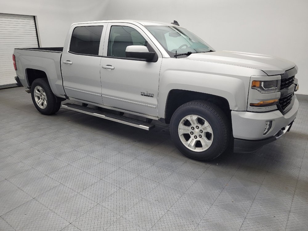 Used 2018 Chevrolet Silverado 1500 LT w/ Texas Edition AWD/4WD image 11