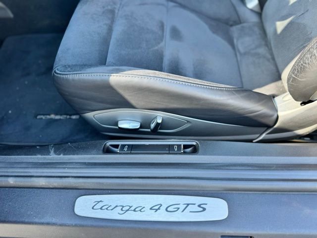 Used 2019 Porsche 911 Targa 4 GTS AWD/4WD image 32