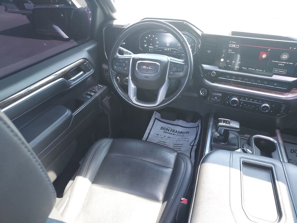 Used 2022 GMC Sierra 1500 Elevation w/ Elevation Premium Package AWD/4WD image 15