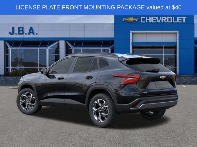 New 2026 Chevrolet Trax LT w/ LT Convenience Package FWD image 3