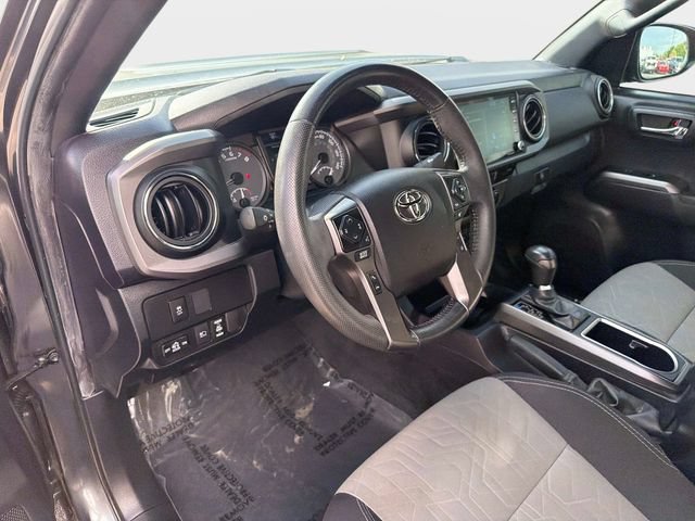 Used 2022 Toyota Tacoma TRD Sport w/ Technology Package RWD image 19