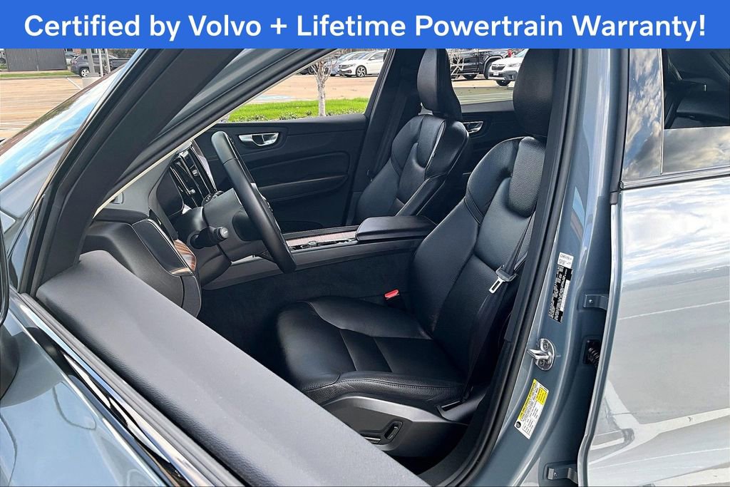 Used 2023 Volvo XC60 T8 Plus image 31
