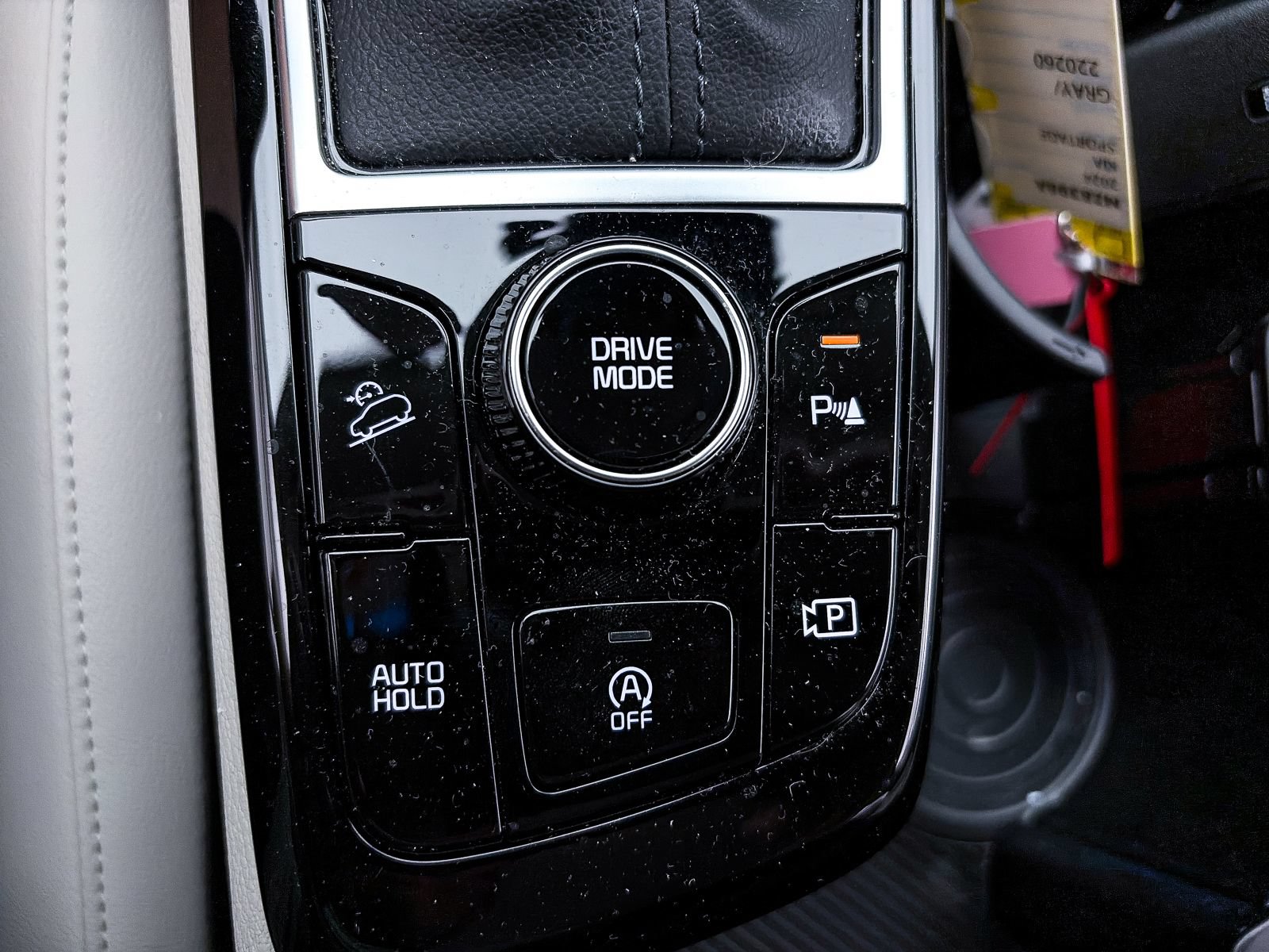 Used 2024 Kia Sportage EX FWD image 25