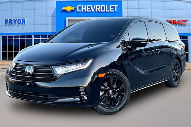 Used 2024 Honda Odyssey Sport image 3