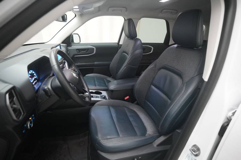 Used 2023 Ford Bronco Sport Outer Banks AWD/4WD image 7