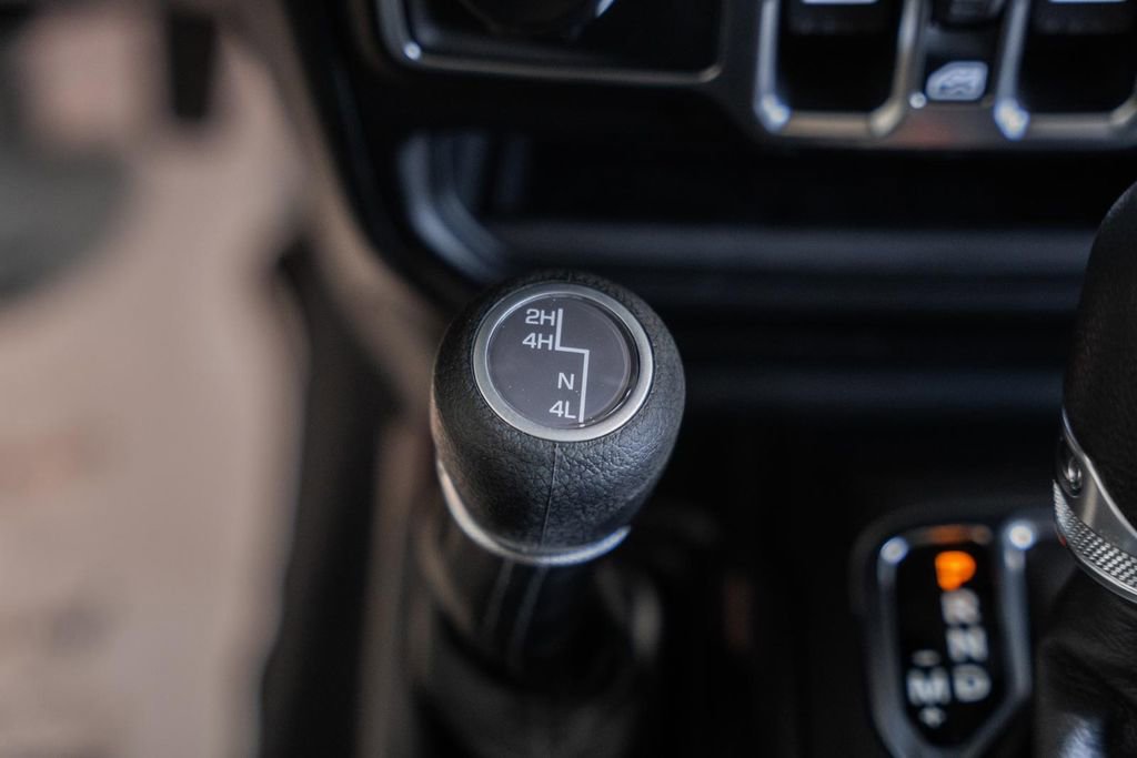 New 2026 Jeep Gladiator Sport image 25