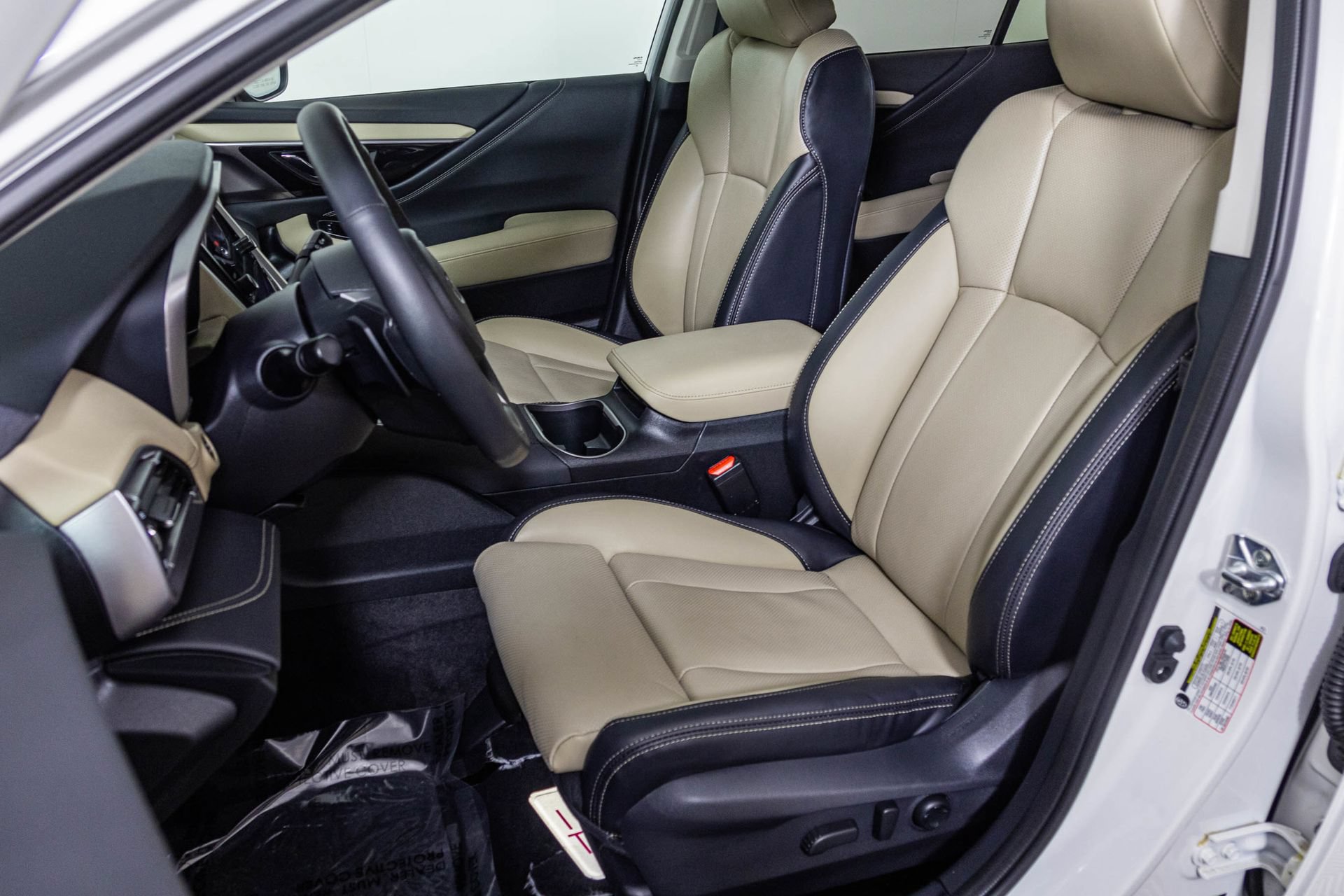 Used 2025 Subaru Outback Limited AWD/4WD image 22