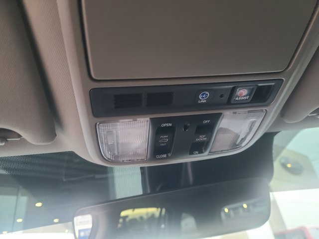 Used 2021 Honda Pilot Touring image 16