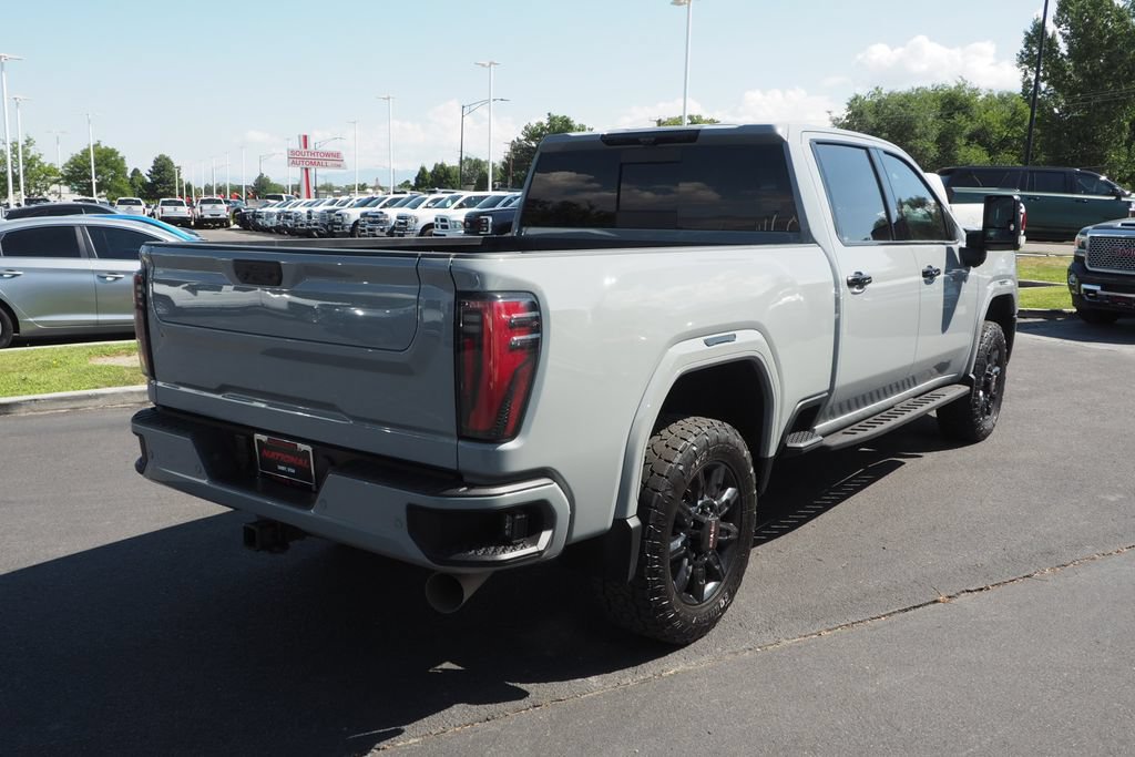 Used 2024 GMC Sierra 2500 AT4 w/ AT4 Premium Plus Package AWD/4WD image 6
