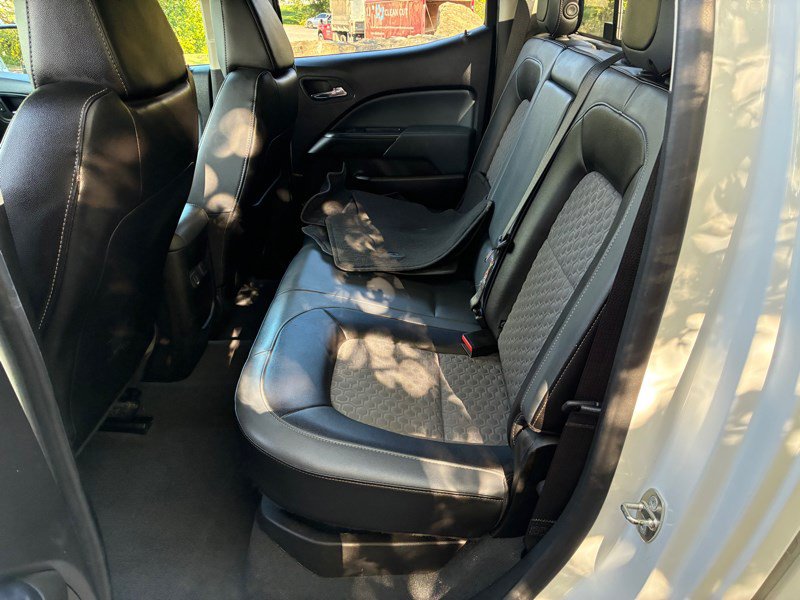 Used 2019 Chevrolet Colorado Z71 AWD/4WD image 17